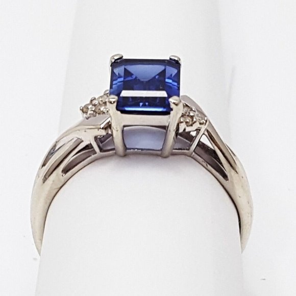 Exquisite 10K Solid White Gold Ladies Designer Synthetic Sapphire & Diamond Ring - Picture 4 of 11